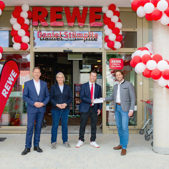 DIBAG stellt REWE Markt im Wohnquartier Schneiderhof in Haar fertig
