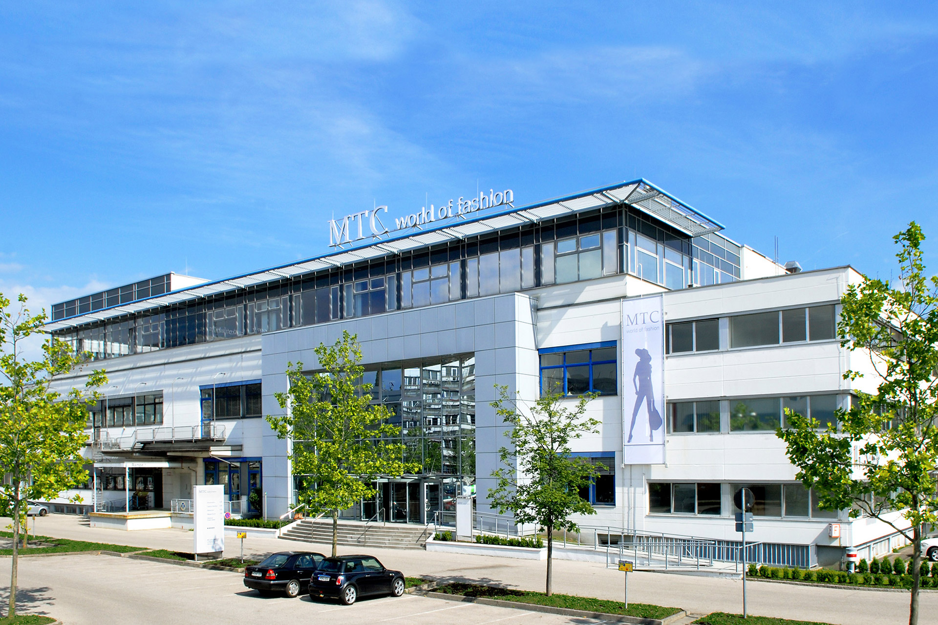 DIBAG News MTC Vermietung Supreme Group - Außenansicht Gebäude